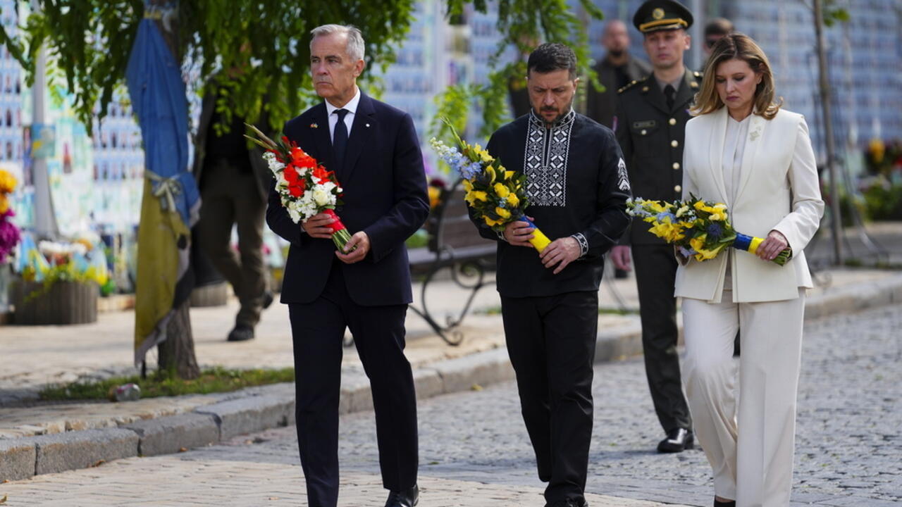 Ukraine : Mark Carney à Kiev pour le jour de l'Indépendance, nouvel échange de prisonniers