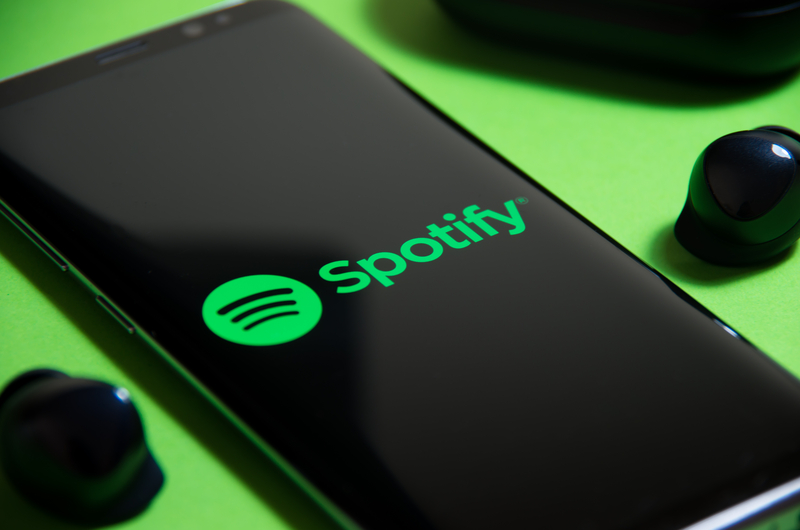 Spotify brise une règle vieille de 15 ans : les utilisateurs gratuits peuvent enfin écouter ce qu’ils veulent