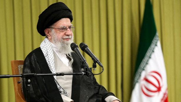 Iran : après l’arrestation de plusieurs ressortissants, Téhéran convoque le chargé d'affaires britannique