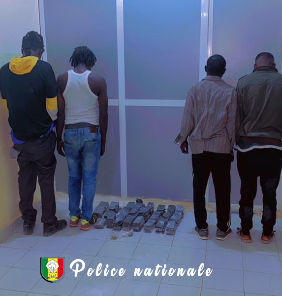 Sénégal .Keur Massar : Plus d’1,6 milliard en faux billets saisis sur un réseau de faussaires