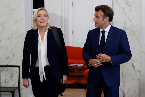 Après la condamnation de Marine Le Pen, Emmanuel Macron a rappelé que la justice est « indépendante » et que les « magistrats doivent être protégés »