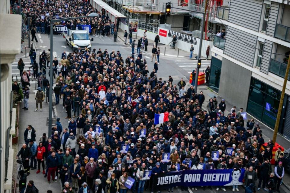 Marche pour Quentin à Lyon : 3 200 participants, hommage et saluts nazis... la manif est terminée