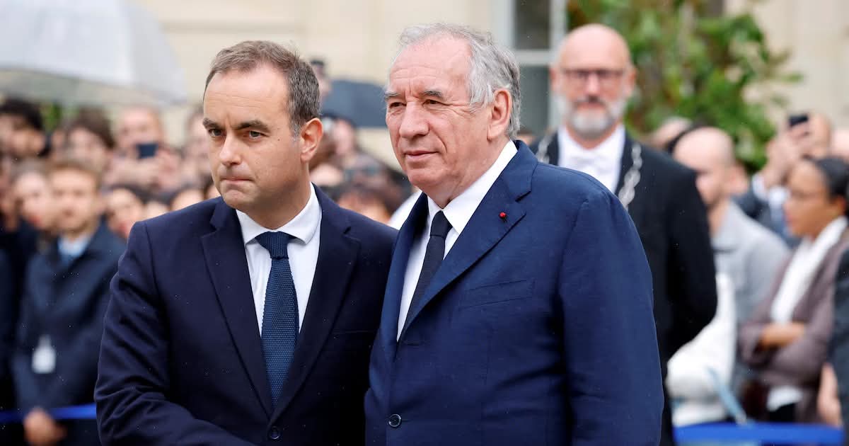 Sébastien Lecornu promet «des ruptures sur le fond» en prenant ses fonctions de nouveau Premier ministre