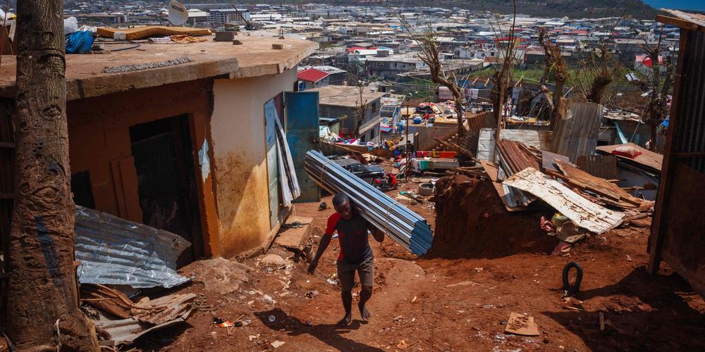 Mayotte: un projet de loi pour «refonder» l’île entre urgence sociale et lutte contre l’immigration