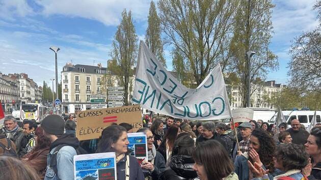 Une manifestation des enseignants et un blocus dans un lycée à Nantes