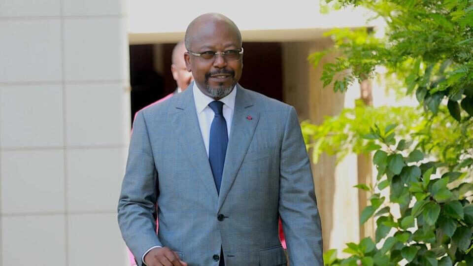 Gabon :  Le principal opposant Alain-Claude Bilie-By-Nze arrêté, selon son parti politique