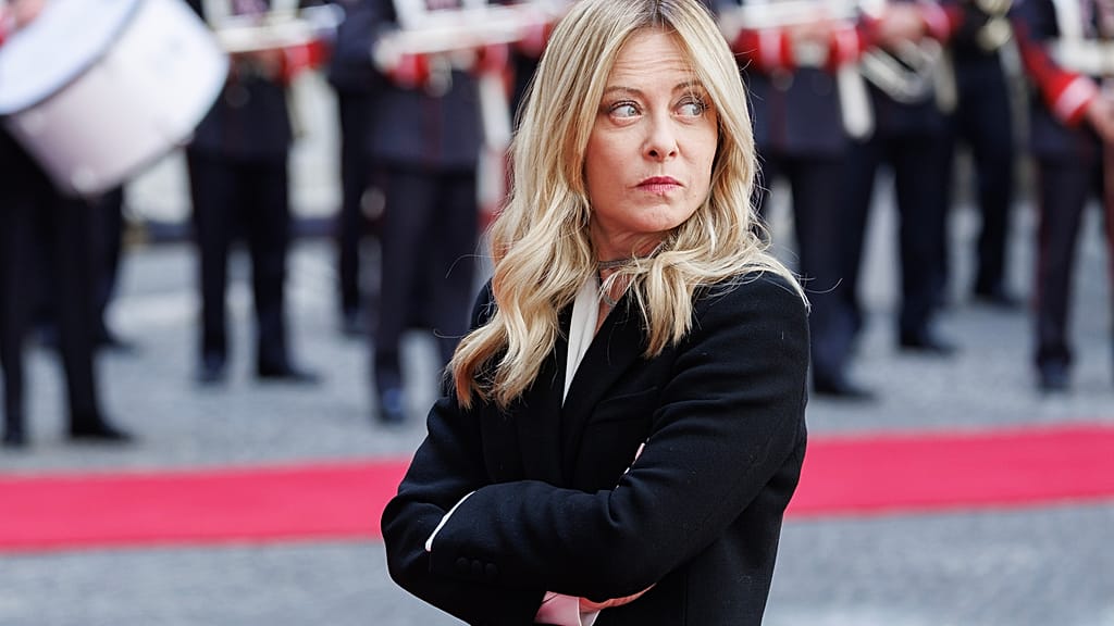 Giorgia Meloni copieusement insultée, en italien, par le plus célèbre des présentateurs russes